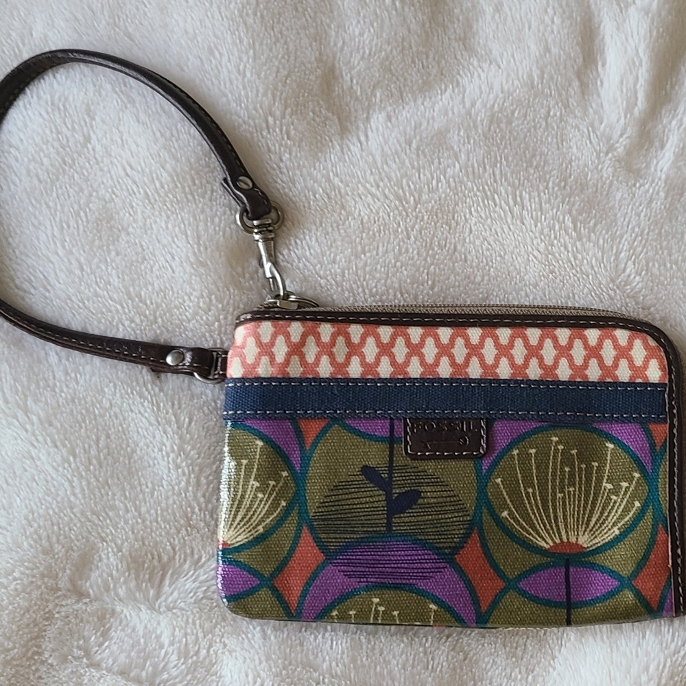 FOSSIL Key-Per Coated Canvas Zip around Wristlet